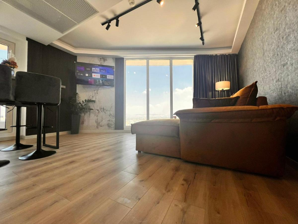Alfred Sky Smart Apartment 29Th Skopje Buitenkant foto